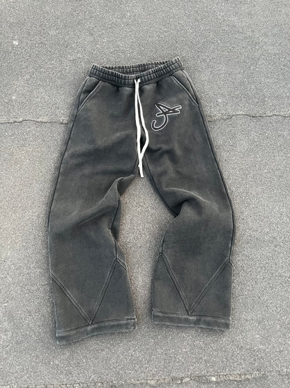 BLACK SWEATPANTS