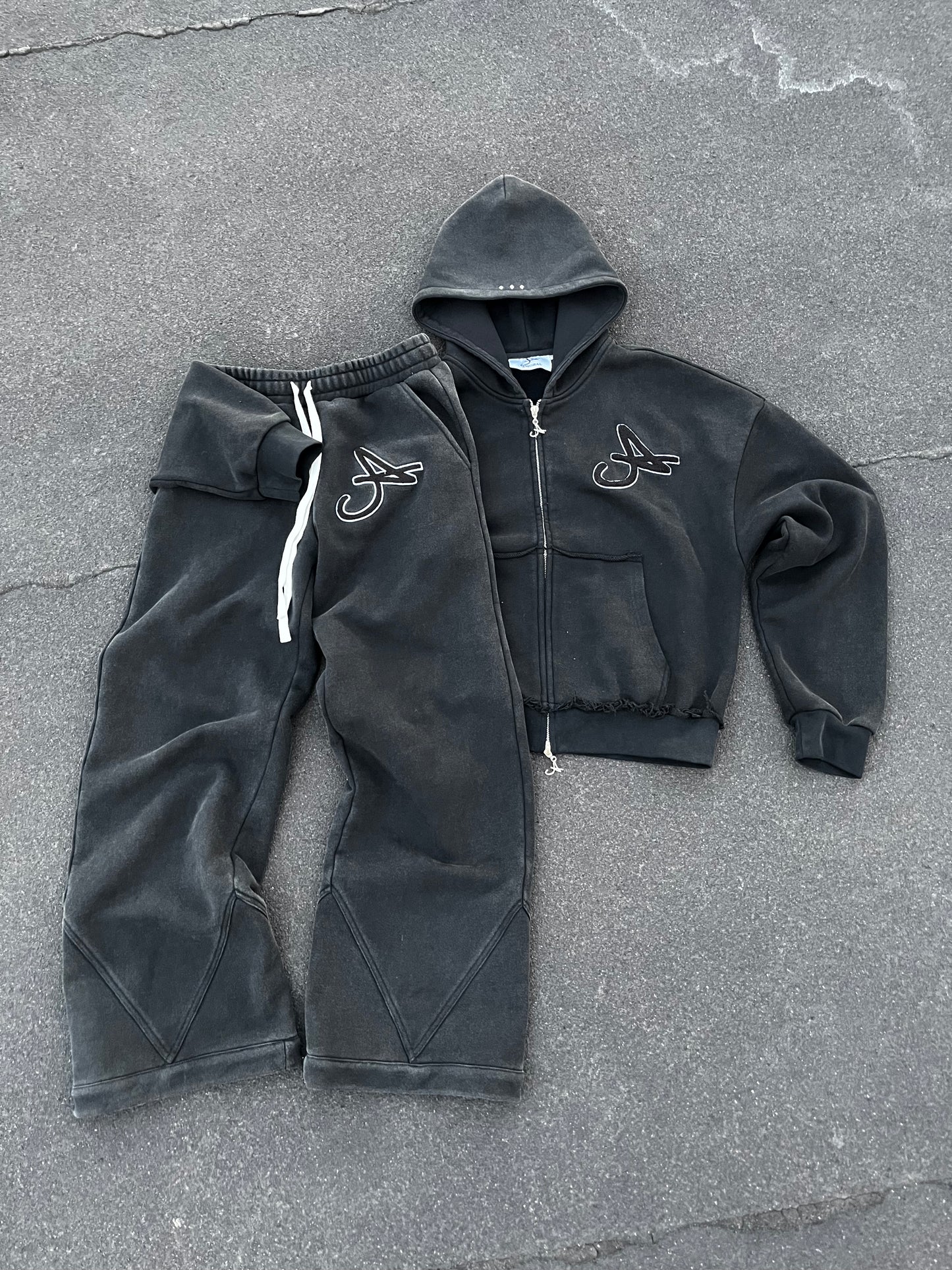 Amoral Stone Wash Set